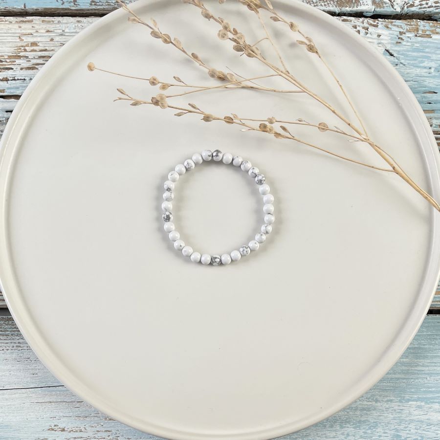 Armband aus Magnesit-Edelstein